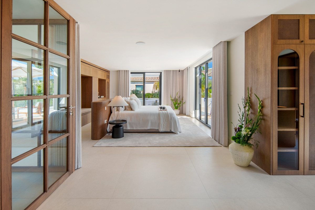 Se vende Villa - Chalet de 4 dormitorios en Costa Del Sol, Málaga, España