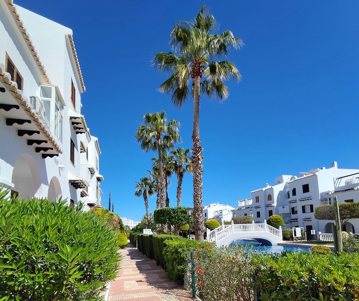 2 Bed Townhouse for sale in Dona Pepa Costa Blanca, Alicante, Spain