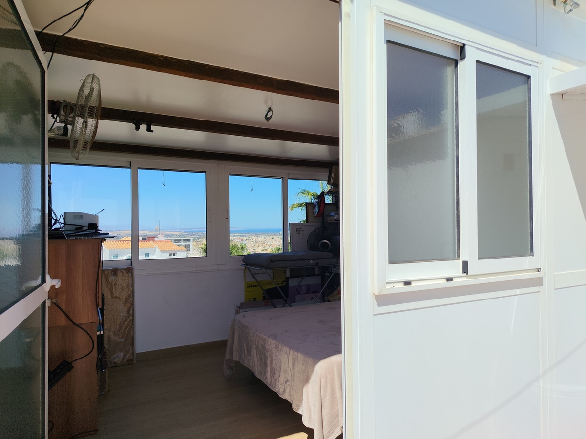 2 Bed Townhouse for sale in Dona Pepa Costa Blanca, Alicante, Spain