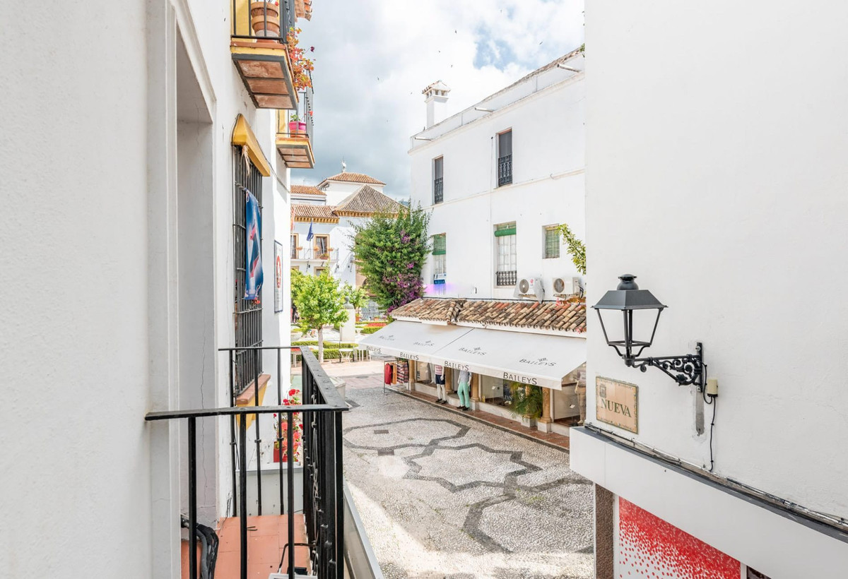 Commercial unit for sale in Marbella Costa Del Sol, Málaga, Spain
