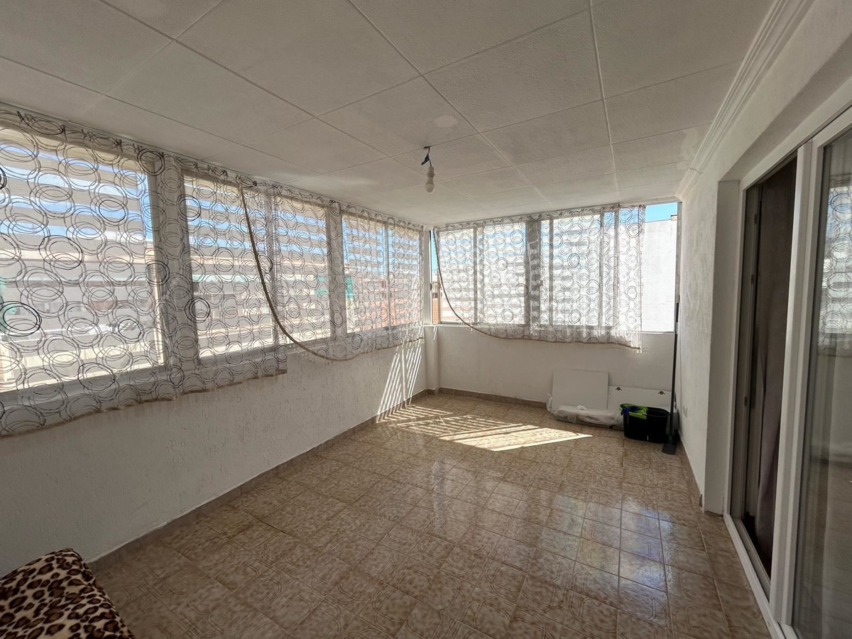 Se vende Apartamento Planta Media de 3 dormitorios en Costa Blanca, Alicante, España