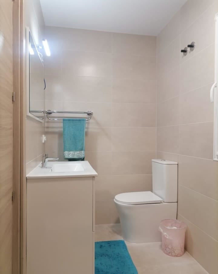 Se vende Apartamento Planta Media de 3 dormitorios en Costa Blanca, Alicante, España