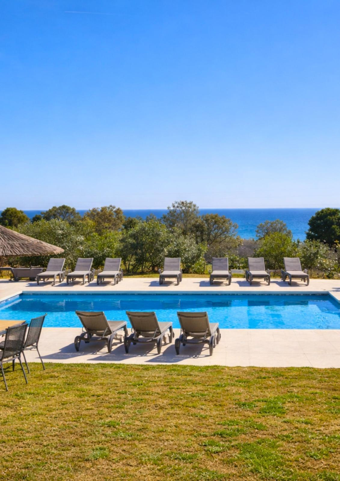 2 Bed Apartment for sale in Selwo Costa Del Sol, Málaga, Spain