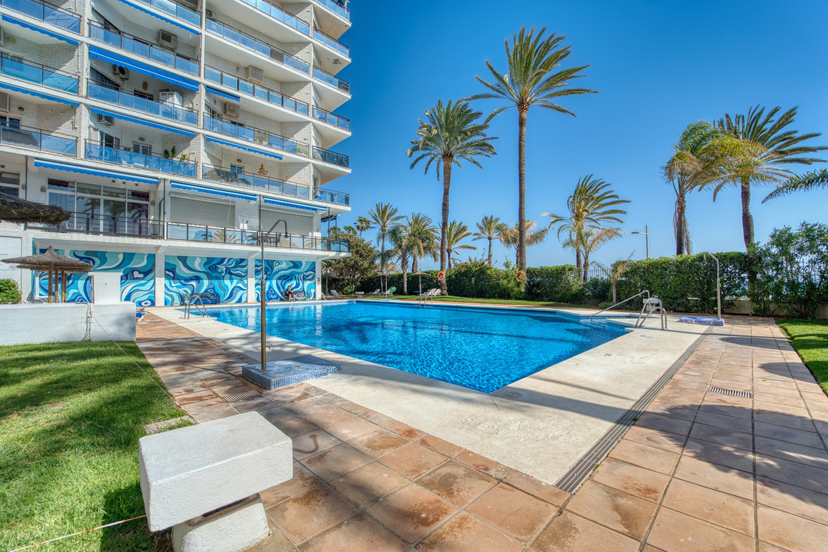 1 Bed Apartment for sale in Marbella Costa Del Sol, Málaga, Spain