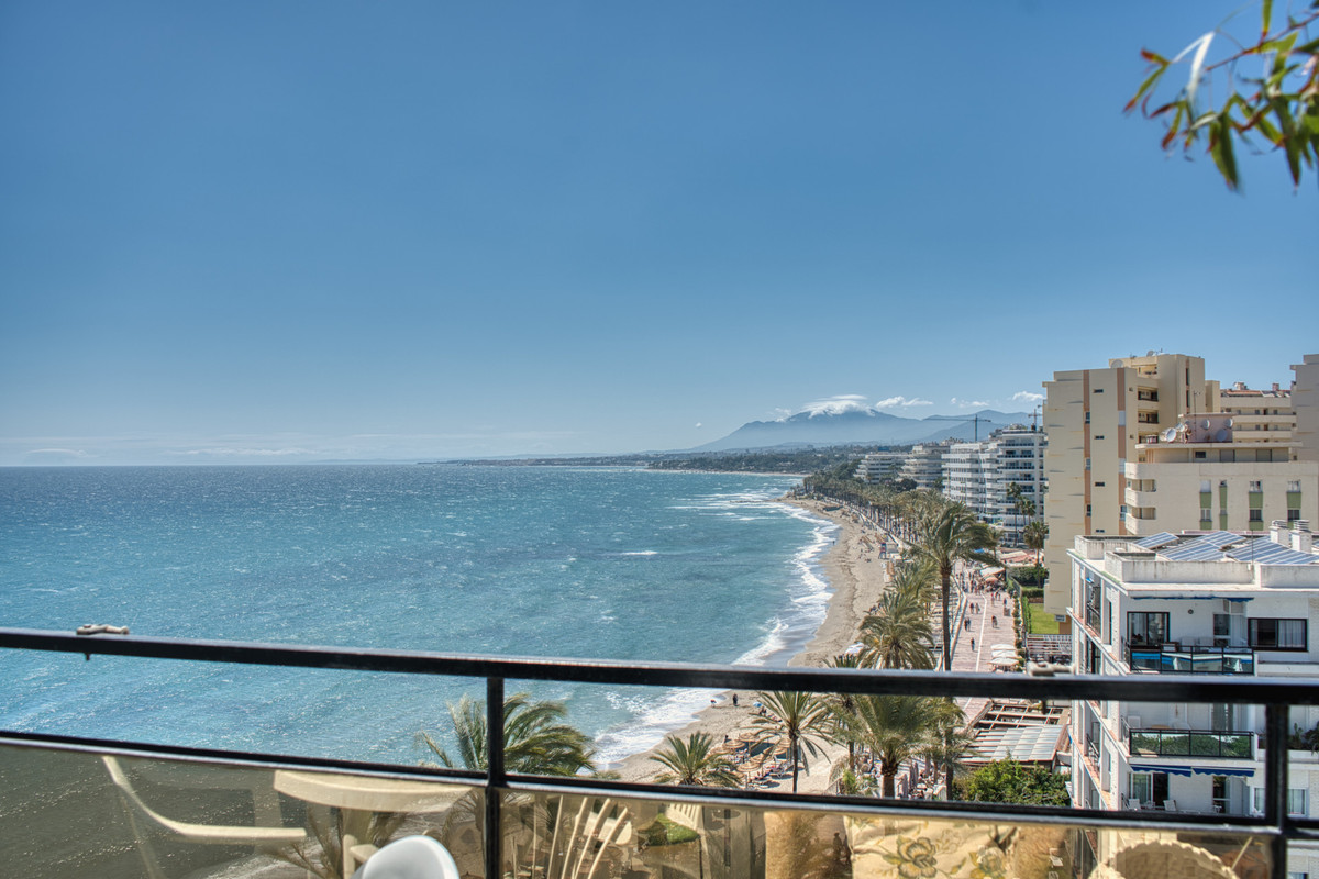 1 Bed Apartment for sale in Marbella Costa Del Sol, Málaga, Spain