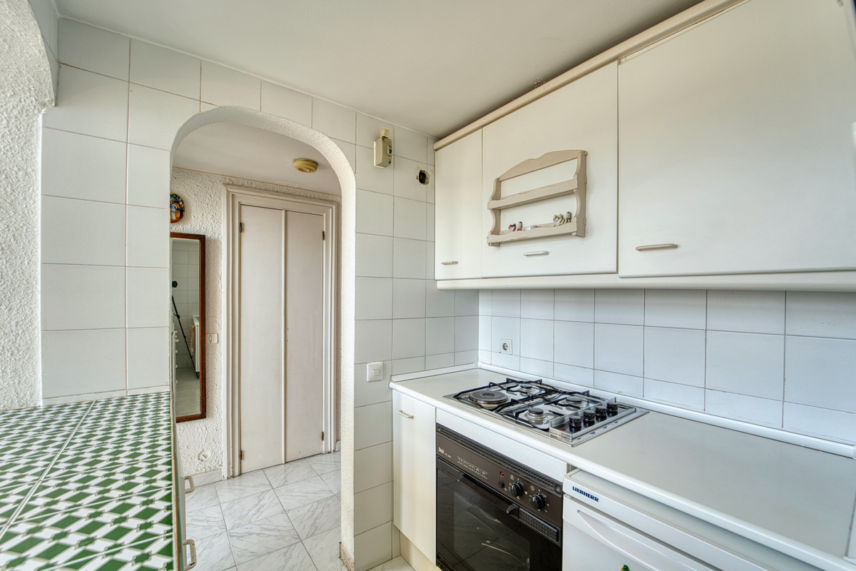 1 Bed Apartment for sale in Marbella Costa Del Sol, Málaga, Spain