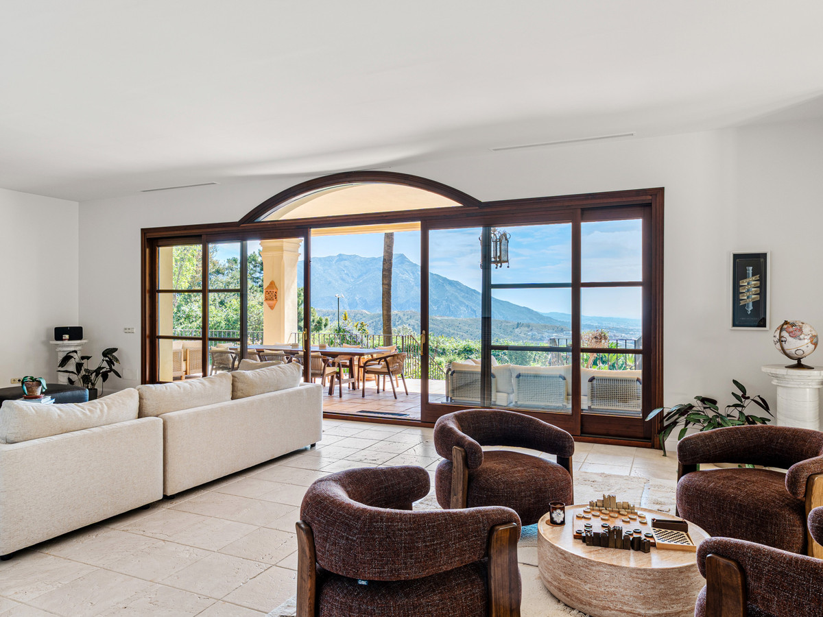 Se vende Villa - Chalet de 5 dormitorios en Costa Del Sol, Málaga, España