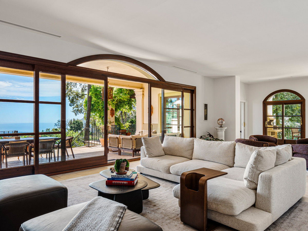 Se vende Villa - Chalet de 5 dormitorios en Costa Del Sol, Málaga, España