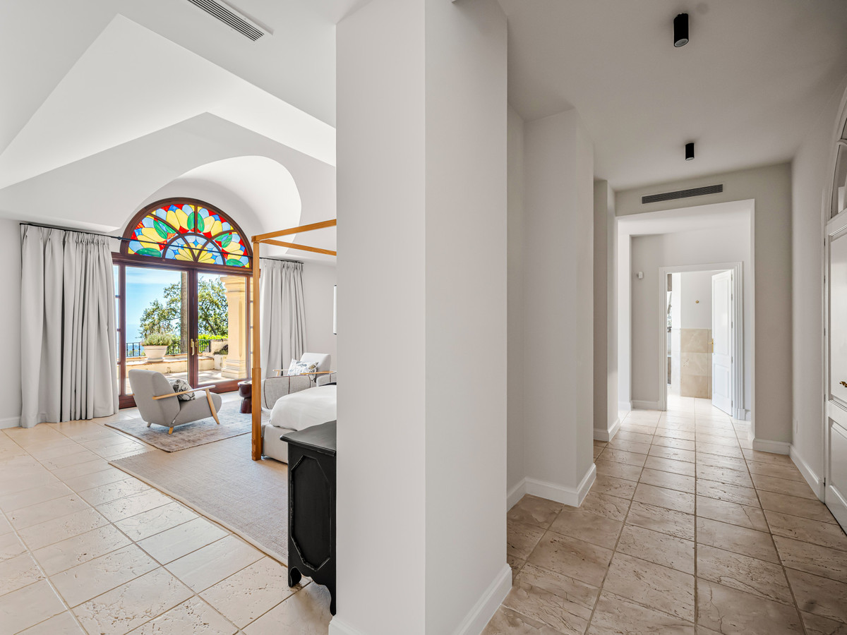 Se vende Villa - Chalet de 5 dormitorios en Costa Del Sol, Málaga, España