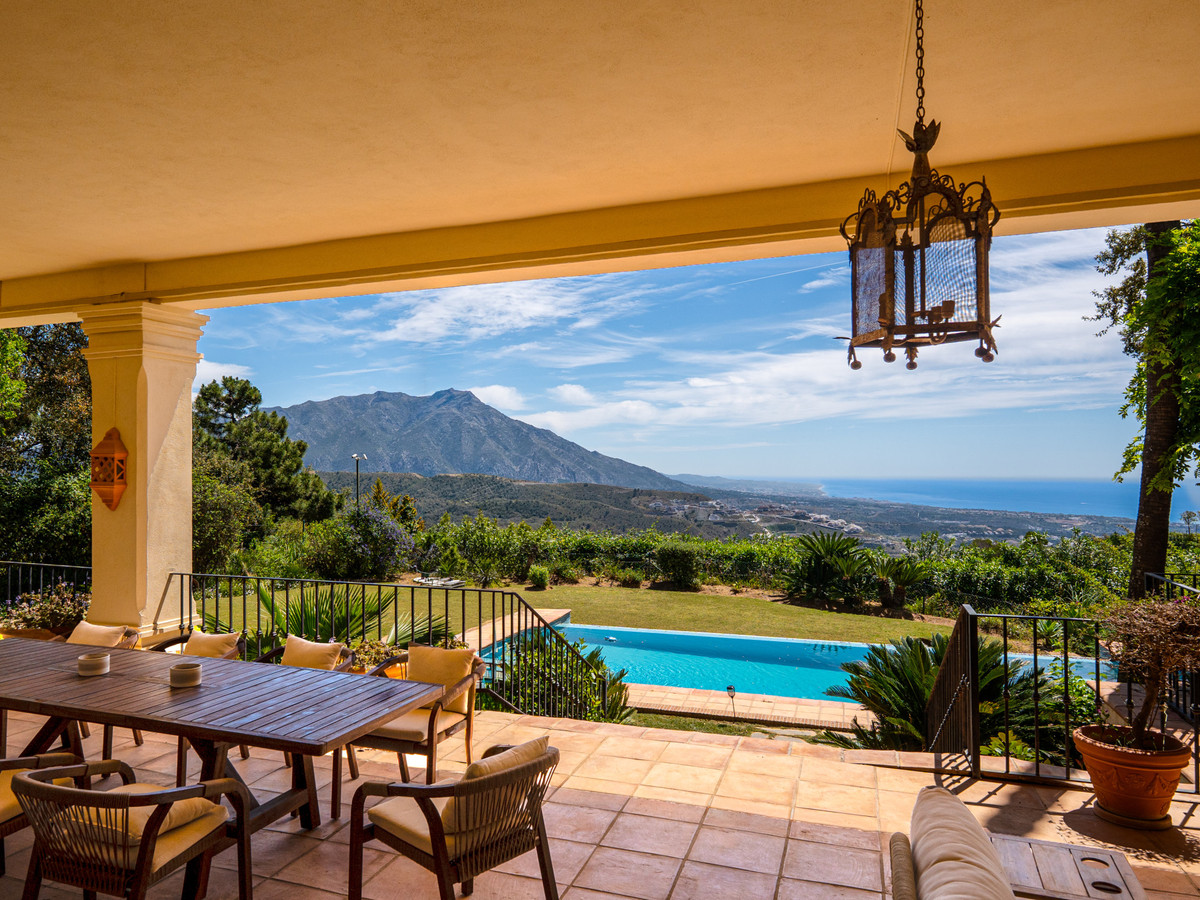 Se vende Villa - Chalet de 5 dormitorios en Costa Del Sol, Málaga, España