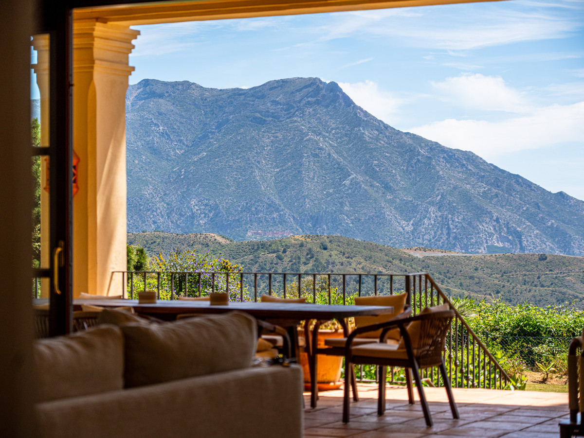 Se vende Villa - Chalet de 5 dormitorios en Costa Del Sol, Málaga, España