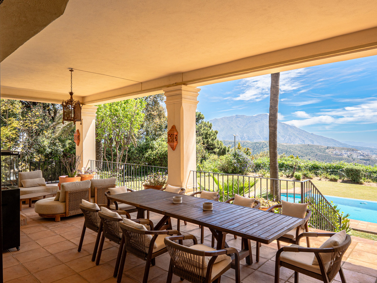 Se vende Villa - Chalet de 5 dormitorios en Costa Del Sol, Málaga, España