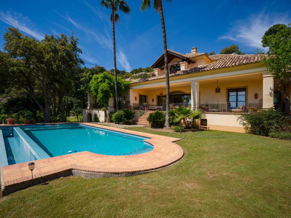 Se vende Villa - Chalet de 5 dormitorios en Costa Del Sol, Málaga, España