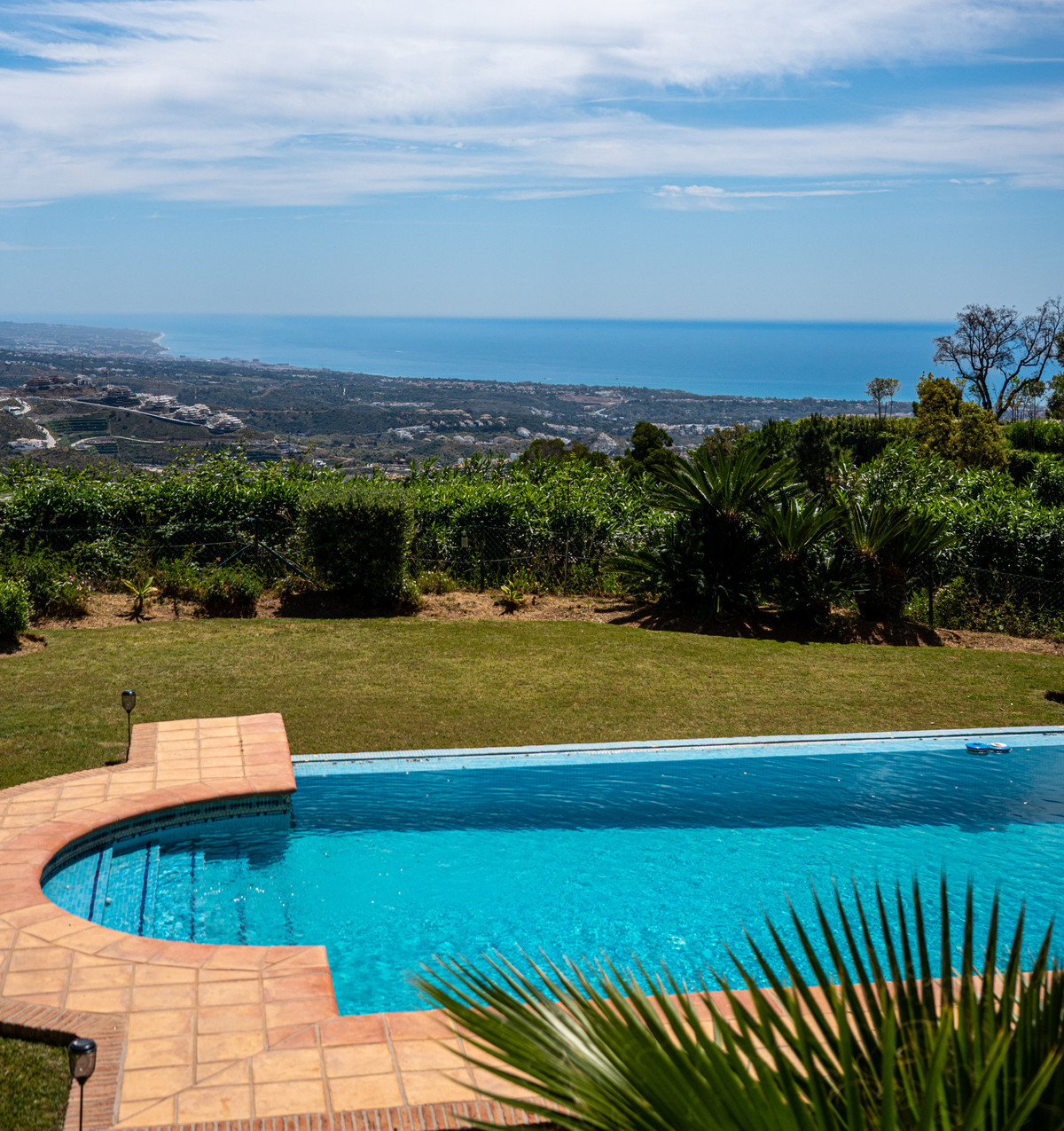 Se vende Villa - Chalet de 5 dormitorios en Costa Del Sol, Málaga, España