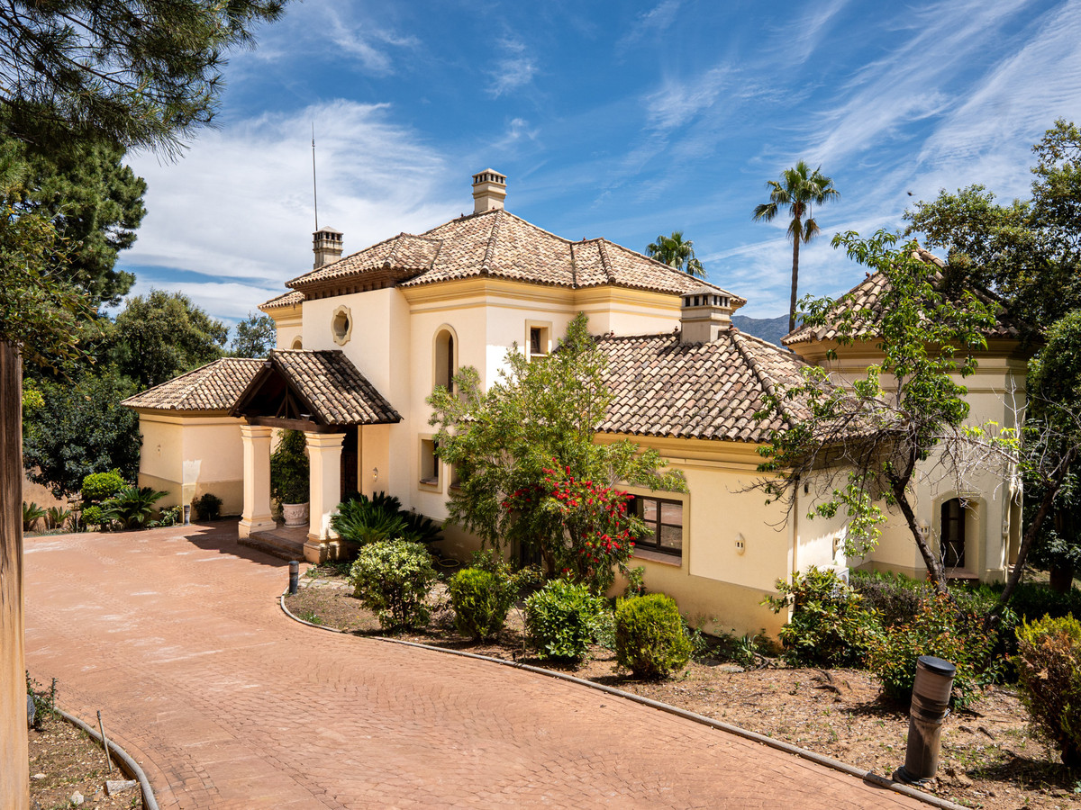 Se vende Villa - Chalet de 5 dormitorios en Costa Del Sol, Málaga, España