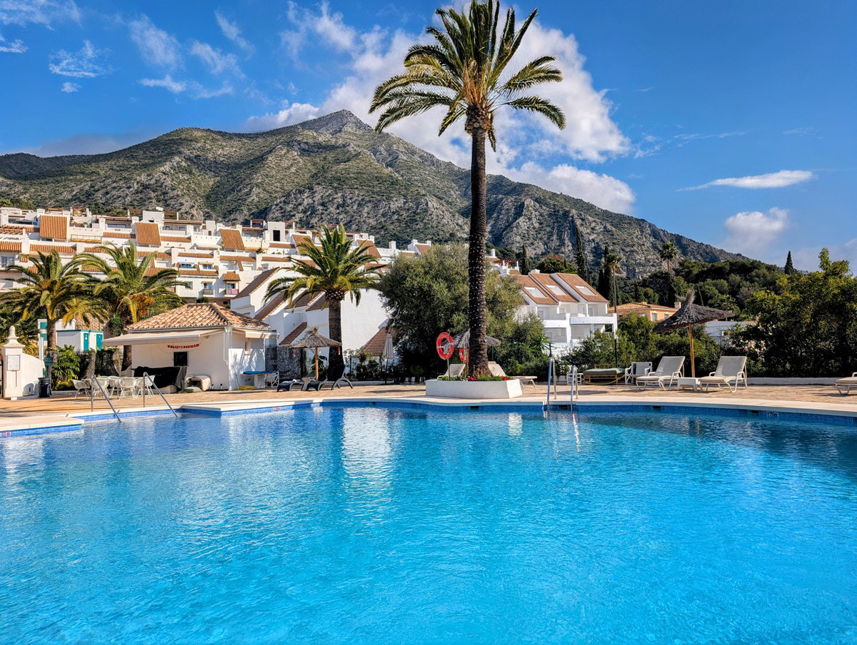 Se vende Adosada de 2 dormitorios en Costa Del Sol, Málaga, España