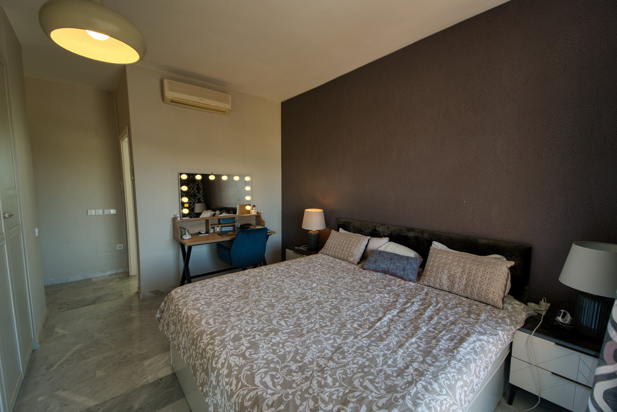 5 Bed Townhouse for sale in Benahavís Costa Del Sol, Málaga, Spain