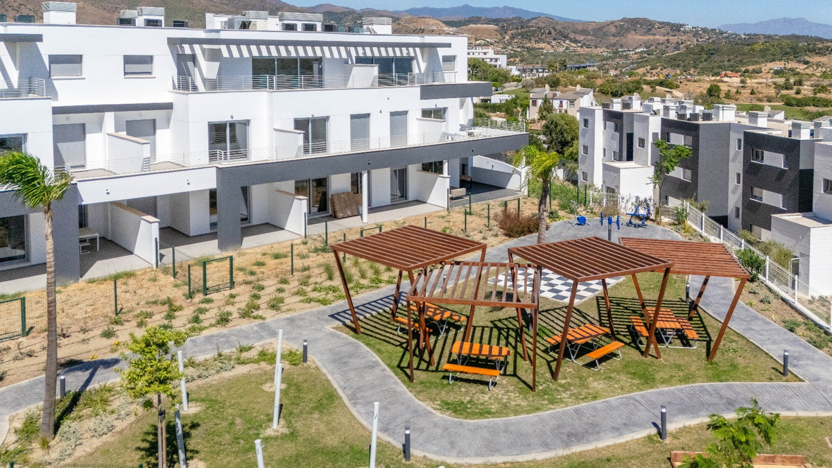 3 Bed Apartment for sale in Valle Romano Costa Del Sol, Málaga, Spain