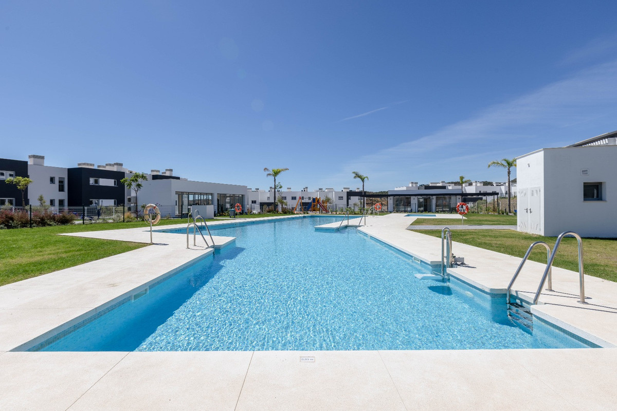 3 Bed Apartment for sale in Valle Romano Costa Del Sol, Málaga, Spain
