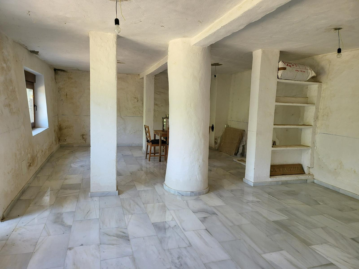3 Bed Townhouse for sale in Genalguacil Costa Del Sol, Málaga, Spain