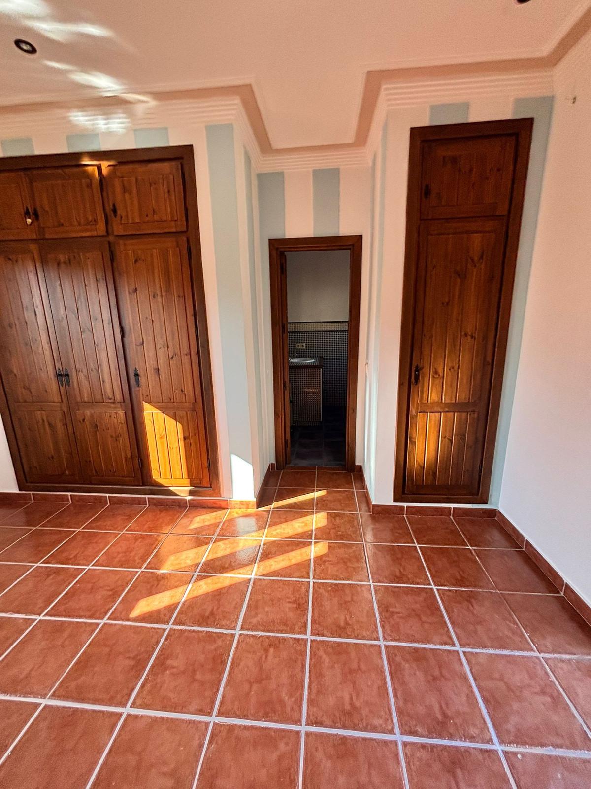 5 Bed Townhouse for sale in Estepona Costa Del Sol, Málaga, Spain