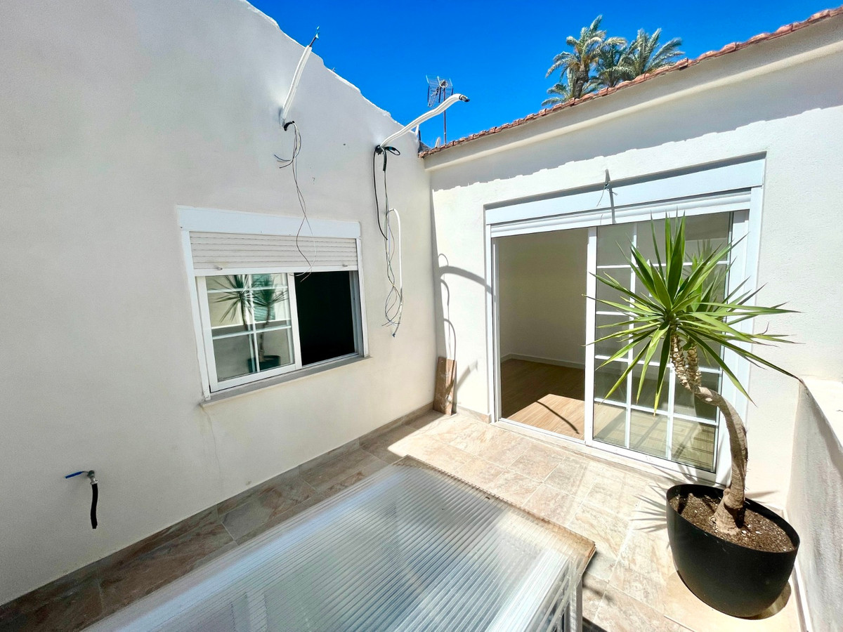 3 Bed Townhouse for sale in Daya Vieja Costa Blanca, Alicante, Spain