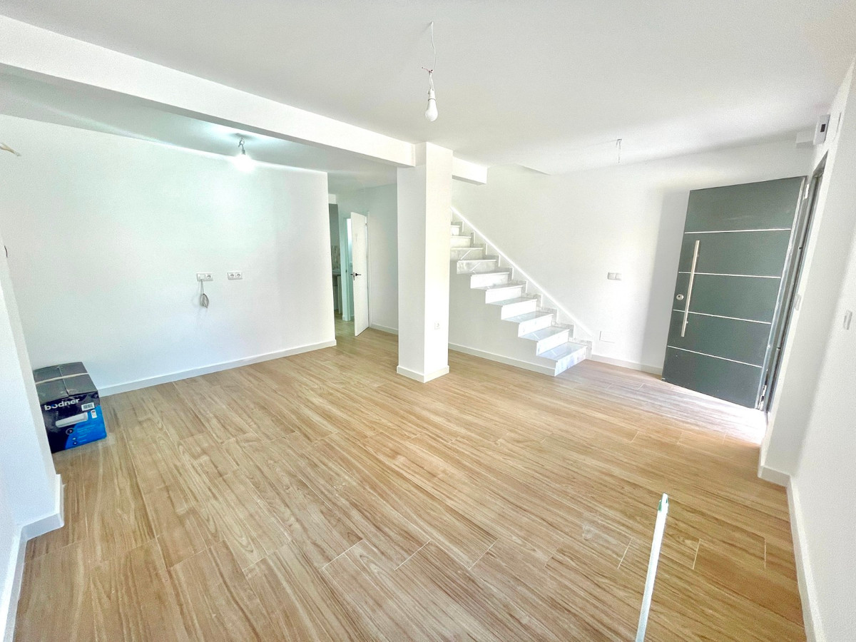 Se vende Adosada de 3 dormitorios en Costa Blanca, Alicante, España