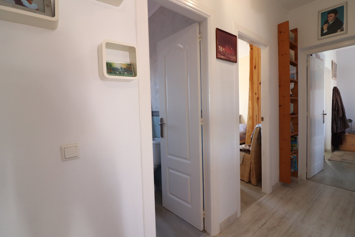 Se vende Villa - Chalet de 3 dormitorios en Costa Blanca, Alicante, España