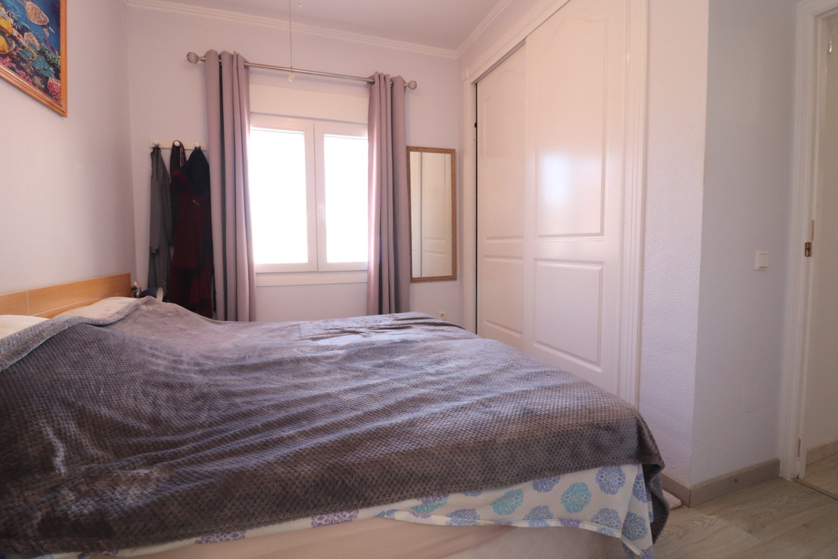 Se vende Villa - Chalet de 3 dormitorios en Costa Blanca, Alicante, España