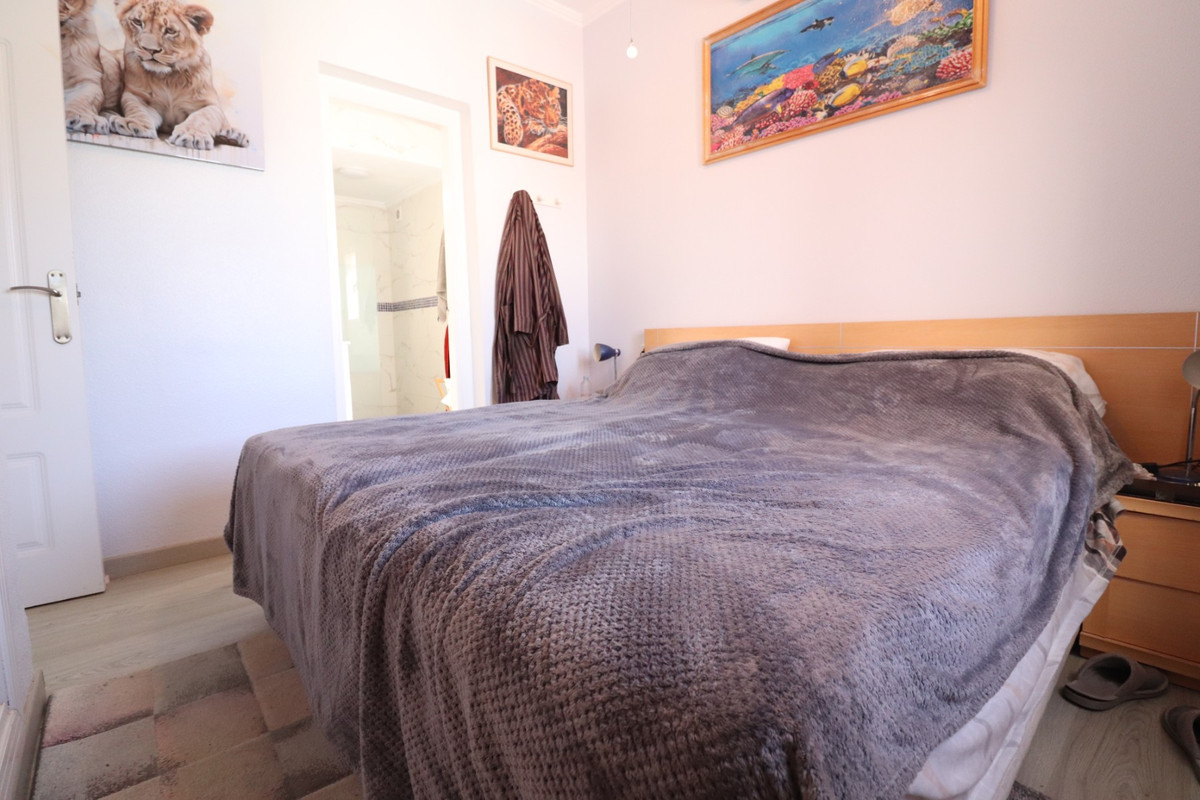 Se vende Villa - Chalet de 3 dormitorios en Costa Blanca, Alicante, España