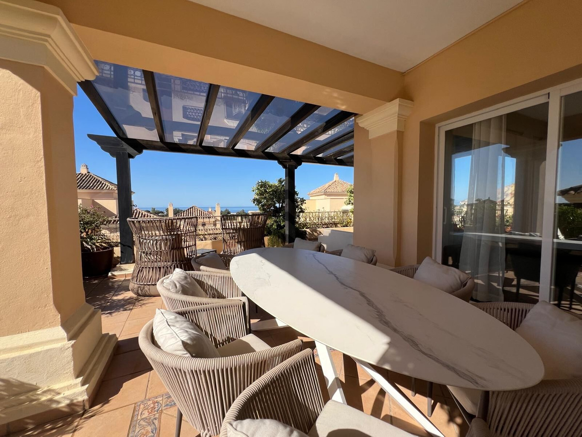 4 Bed Apartment for sale in Marbella Costa Del Sol, Málaga, Spain