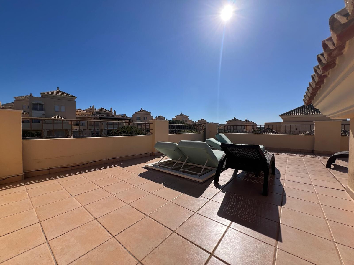 4 Bed Apartment for sale in Marbella Costa Del Sol, Málaga, Spain