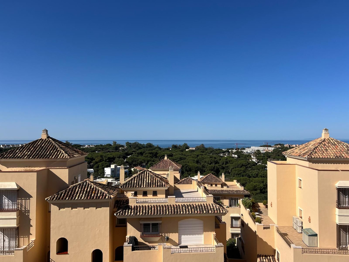 4 Bed Apartment for sale in Marbella Costa Del Sol, Málaga, Spain