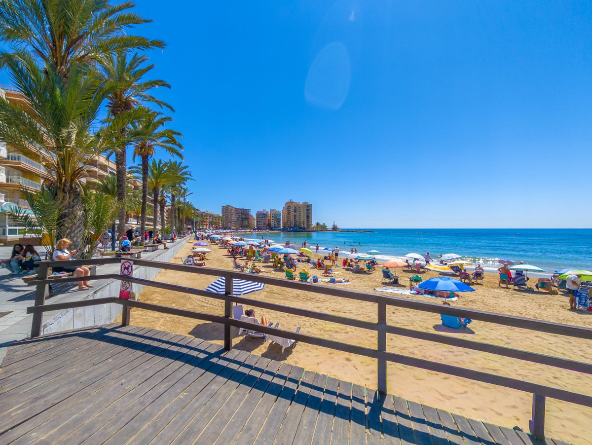 3 Bed Apartment for sale in Playa Del Cura Costa Blanca, Alicante, Spain