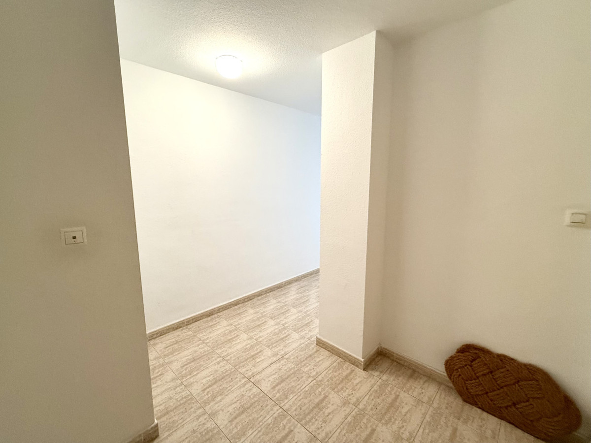 Se vende Apartamento Planta Media de 2 dormitorios en Costa Blanca, Alicante, España
