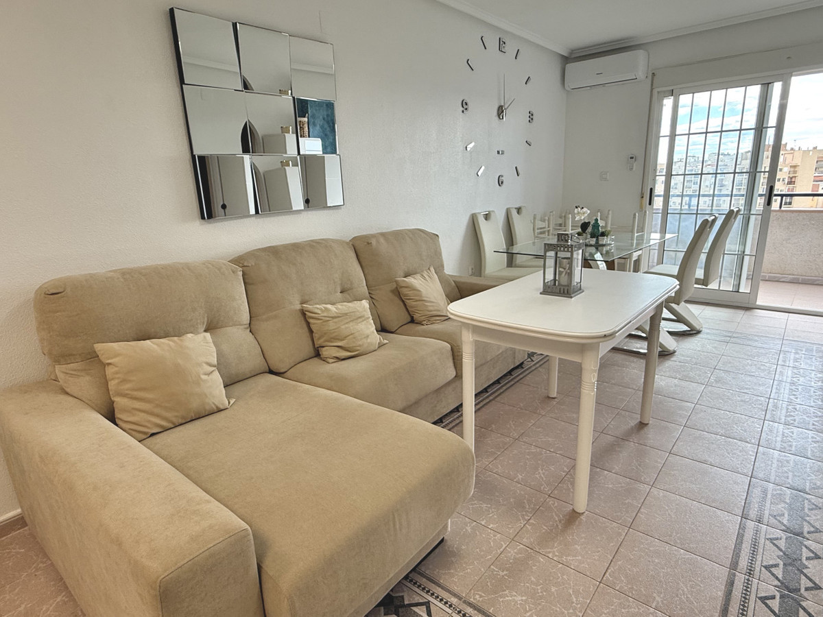 Se vende Apartamento Planta Media de 2 dormitorios en Costa Blanca, Alicante, España