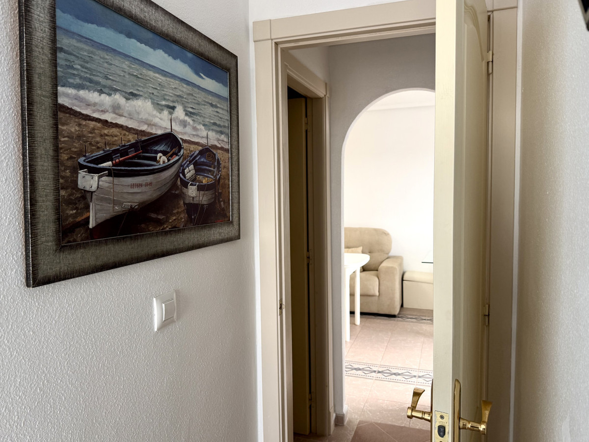 Se vende Apartamento Planta Media de 2 dormitorios en Costa Blanca, Alicante, España