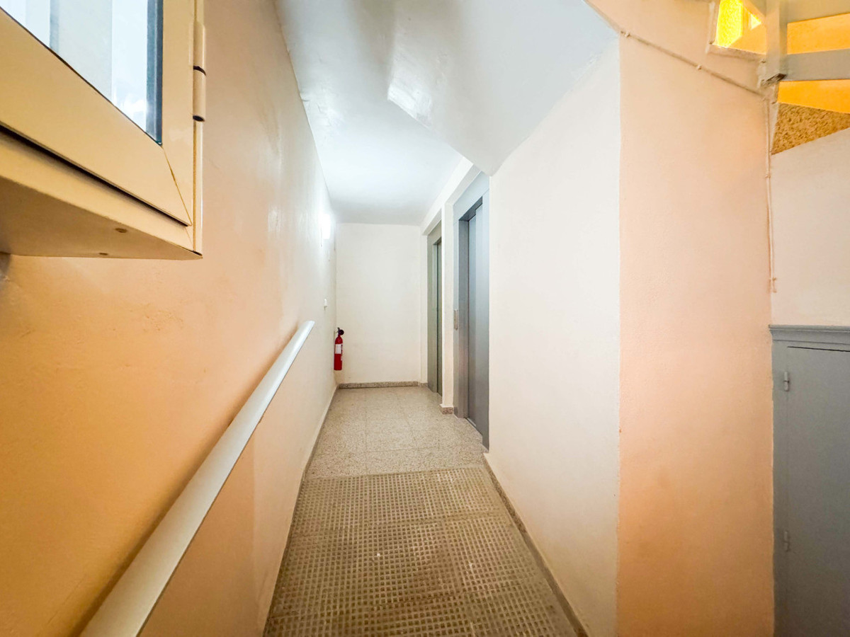 Se vende Apartamento Planta Media de 3 dormitorios en Costa Blanca, Alicante, España