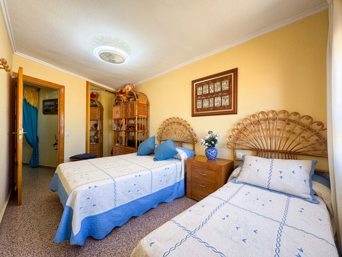 Se vende Apartamento Planta Media de 3 dormitorios en Costa Blanca, Alicante, España