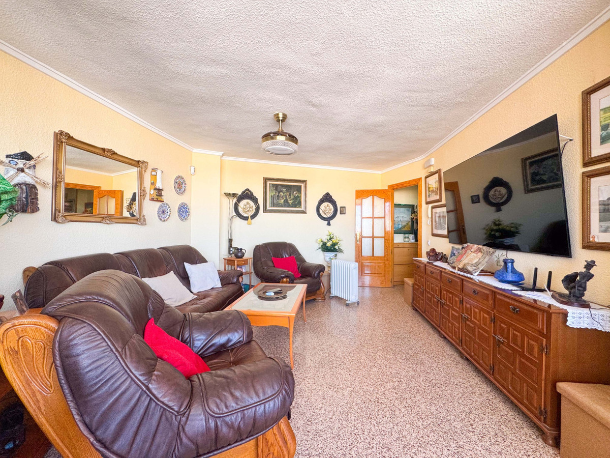 Se vende Apartamento Planta Media de 3 dormitorios en Costa Blanca, Alicante, España
