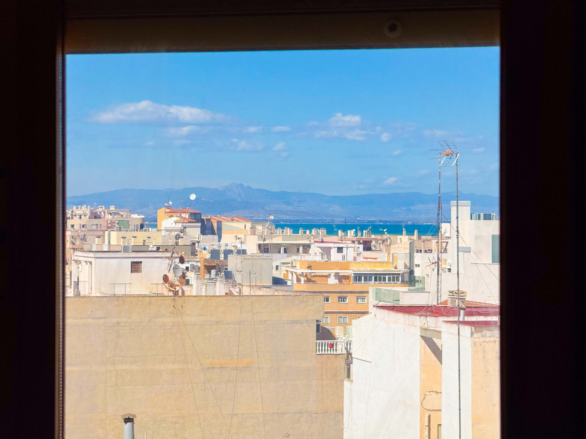 Se vende Apartamento Planta Media de 3 dormitorios en Costa Blanca, Alicante, España