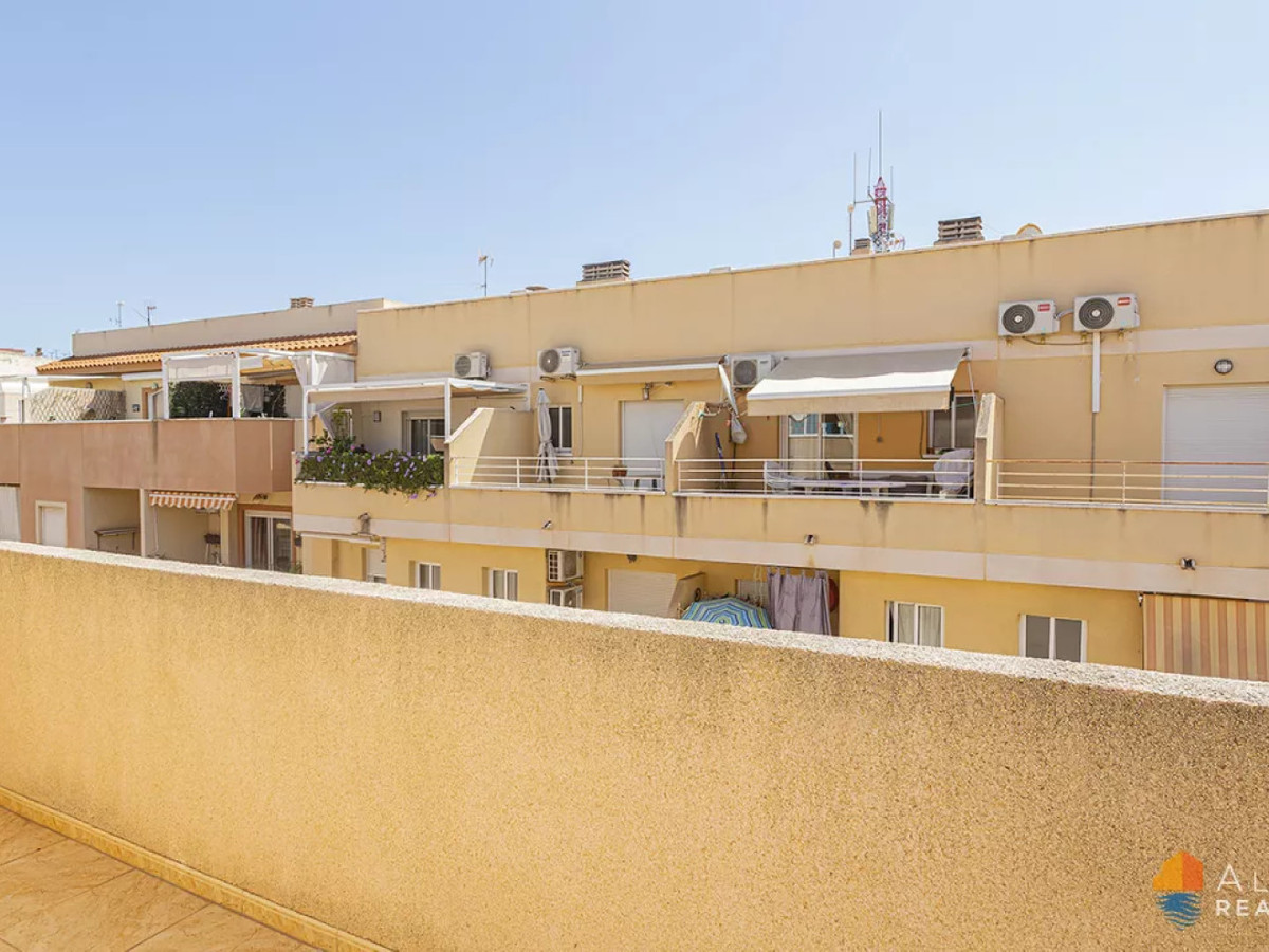 Se vende Ático de 2 dormitorios en Costa Blanca, Alicante, España