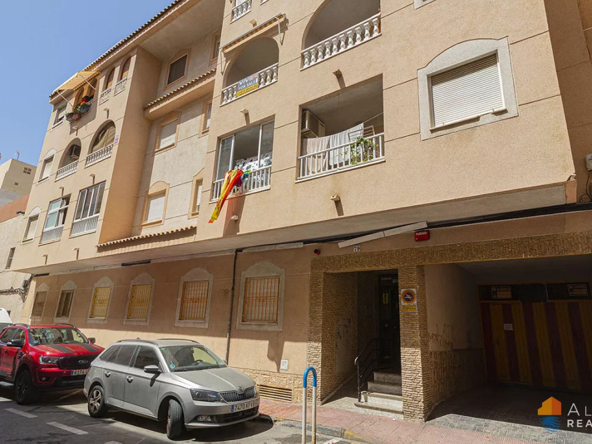 Se vende Ático de 2 dormitorios en Costa Blanca, Alicante, España