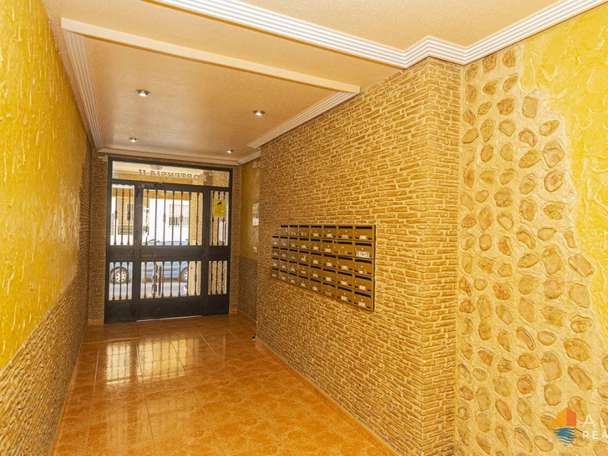 Se vende Ático de 2 dormitorios en Costa Blanca, Alicante, España