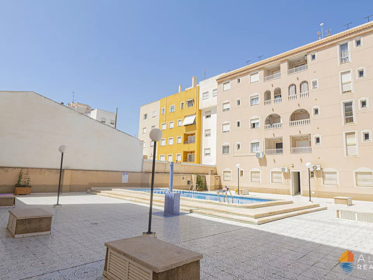 Se vende Ático de 2 dormitorios en Costa Blanca, Alicante, España