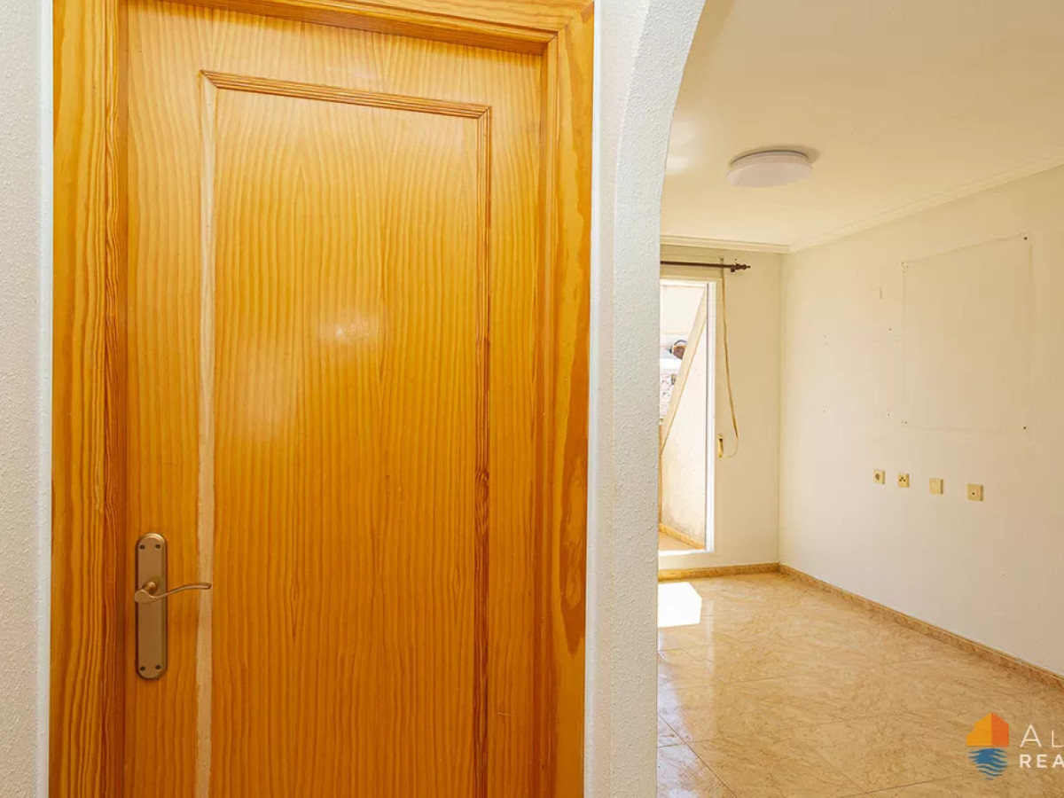 Se vende Ático de 2 dormitorios en Costa Blanca, Alicante, España