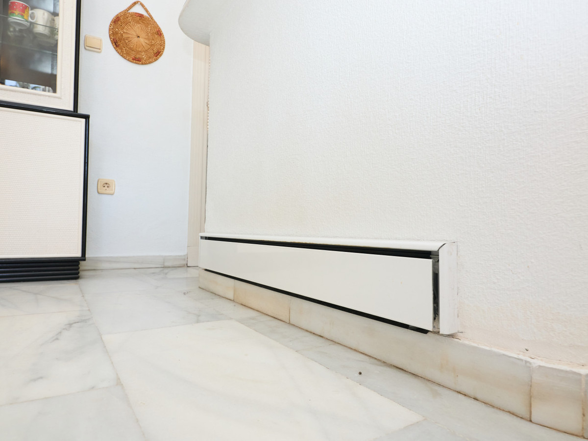 Se vende Apartamento en Planta Última de 2 dormitorios en Costa Blanca, Alicante, España