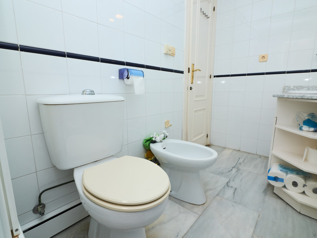Se vende Apartamento en Planta Última de 2 dormitorios en Costa Blanca, Alicante, España