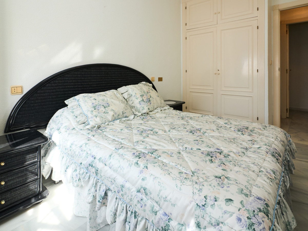 Se vende Apartamento en Planta Última de 2 dormitorios en Costa Blanca, Alicante, España