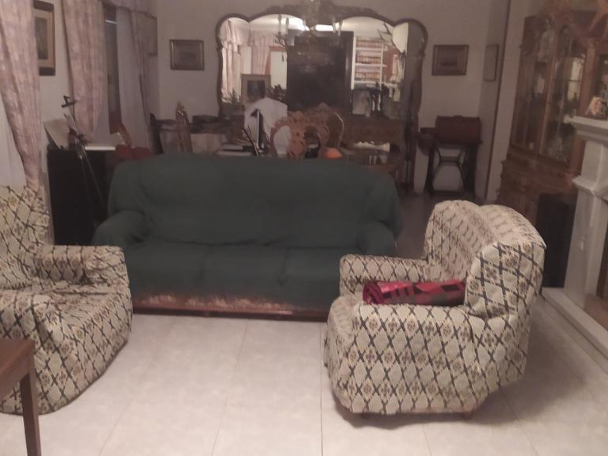 Se vende Villa - Chalet de 6 dormitorios en Costa Blanca, Alicante, España